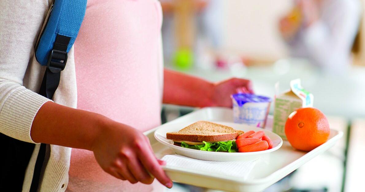 Turco: Expand free school meals