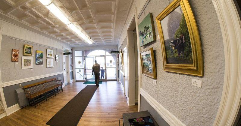 Art wanted for Amesbury City Hall - Vimarsana News