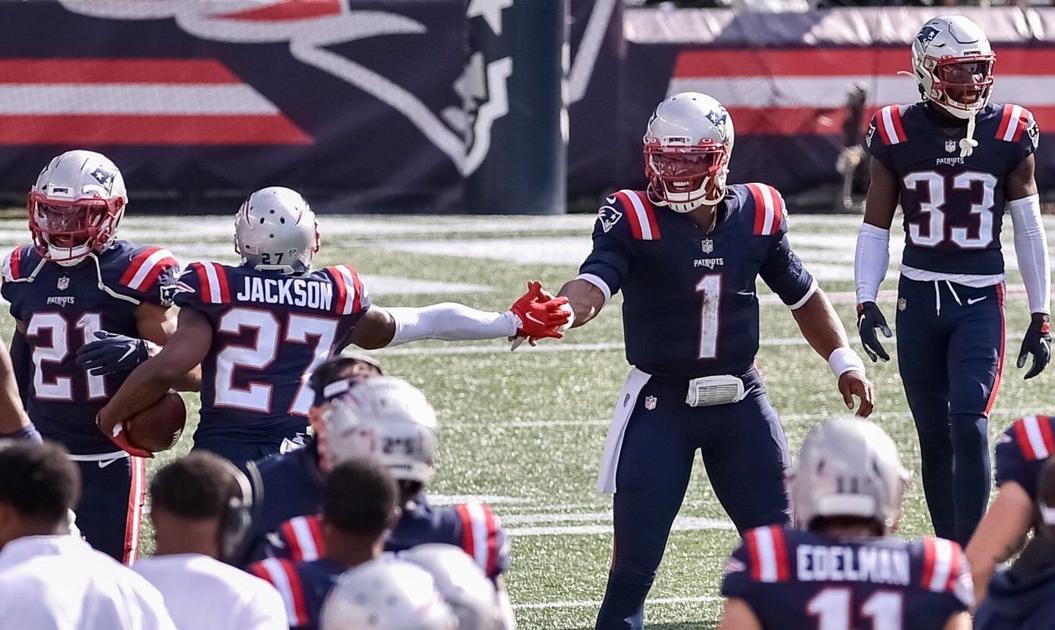 Five Thoughts Total Team Effort By Secondary As Patriots Smother Dolphins Sports Newburyportnews Com
