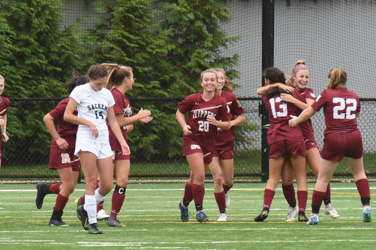 191012_NT_BEA_soccer_2.jpg