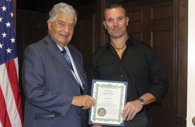 Mayor honors Seabrook police officer for bravery | News