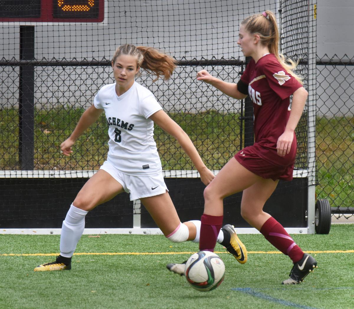 191012_NT_BEA_soccer_3.jpg