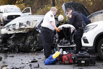 1 killed 4 hurt in newbury crash local news newburyportnews com 1 killed 4 hurt in newbury crash