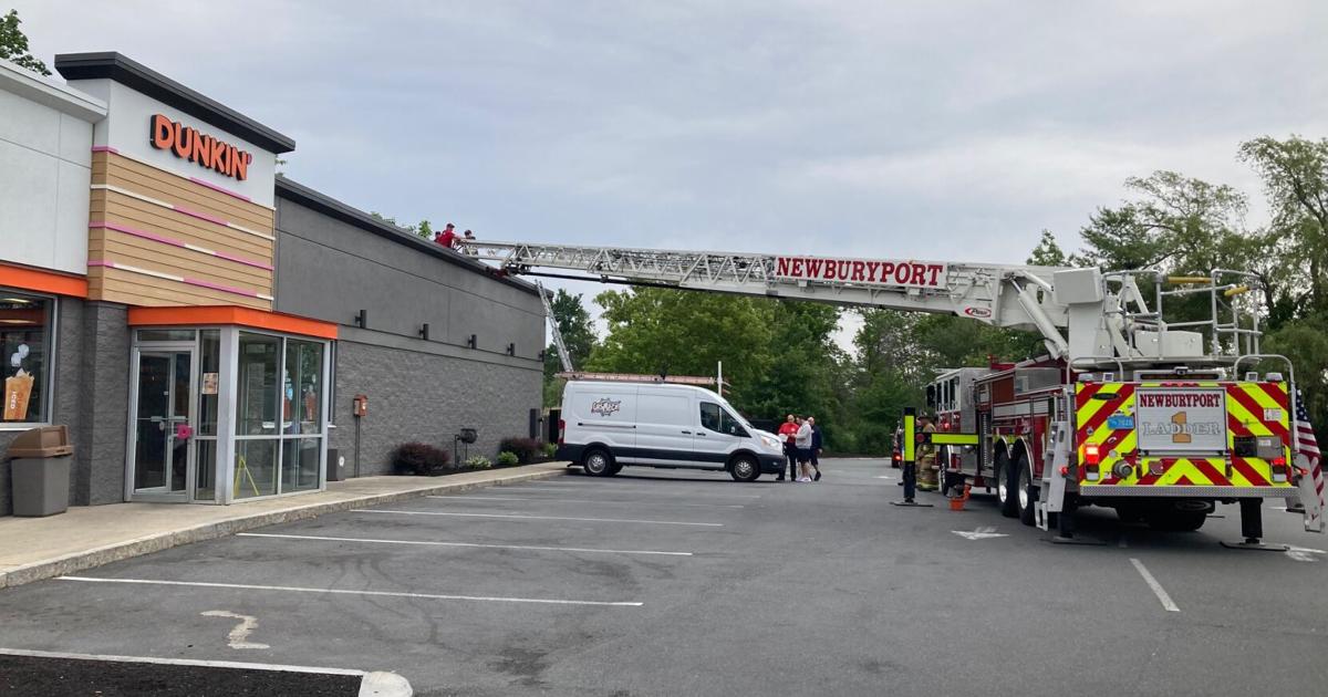 2 injured in 'flash fire' at Dunkin' | Local News | newburyportnews.com