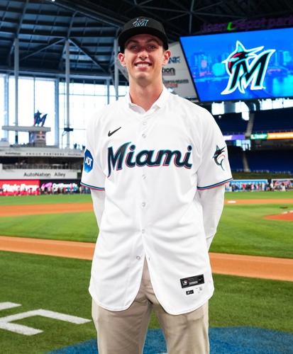 Rowley's White signs with Marlins, Sports