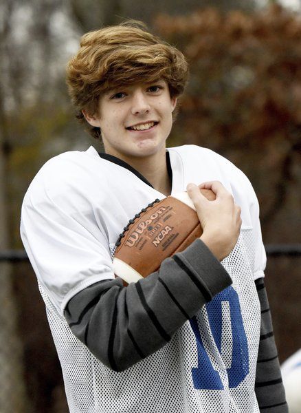 Airing it out: Georgetown’s MacDonald, Galley have formed historic passing tandem
