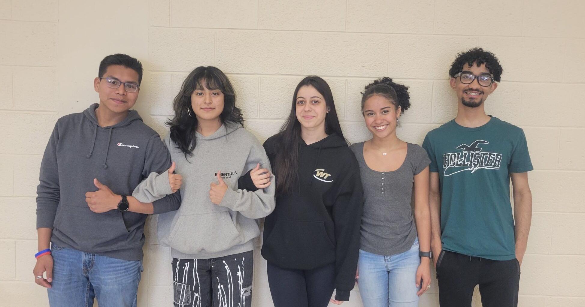 Whittier Tech students earn Biliteracy Award - Vimarsana News