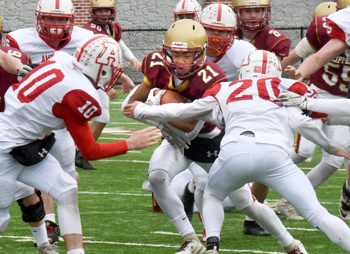 191128_NT_BEA_football_3.jpg