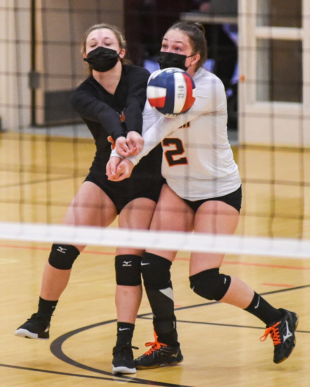 Triton at Ipswich varsity volleyball match