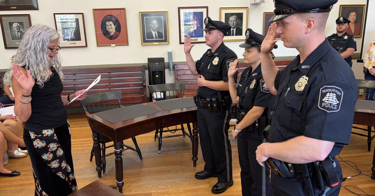 Newburyport Police swear in three new officers