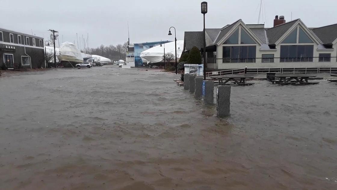 VIDEO Flooding along parking lot in Newburyport near Black Cow. News