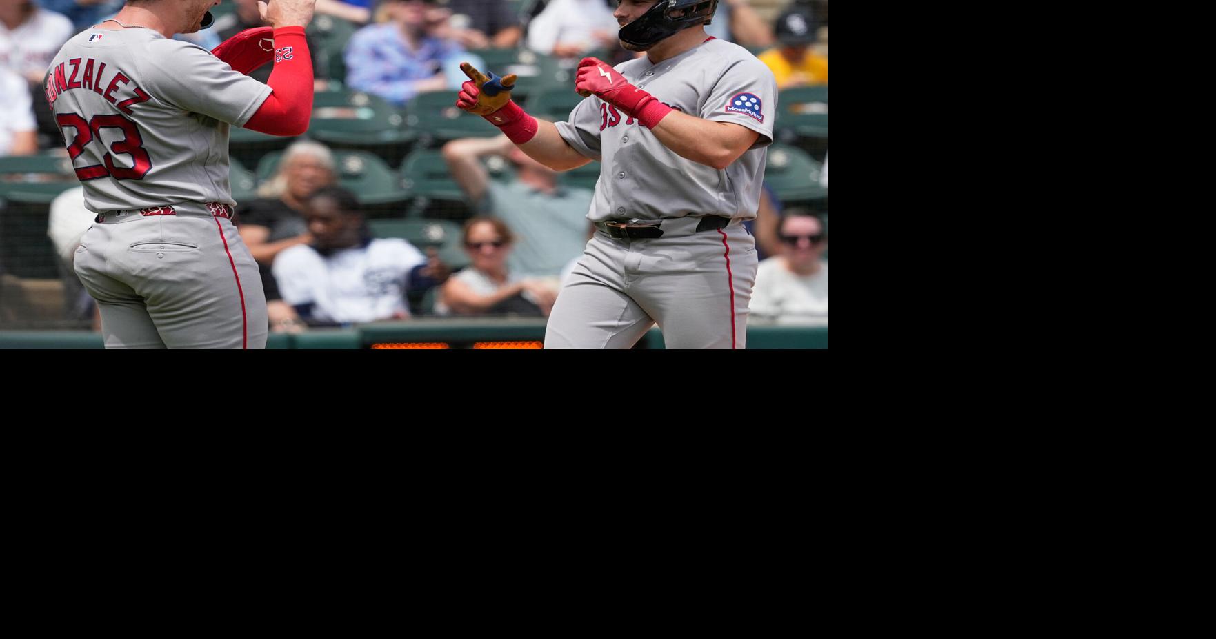 Durbin homers as the Red Sox beat the White Sox for their 6th straight win