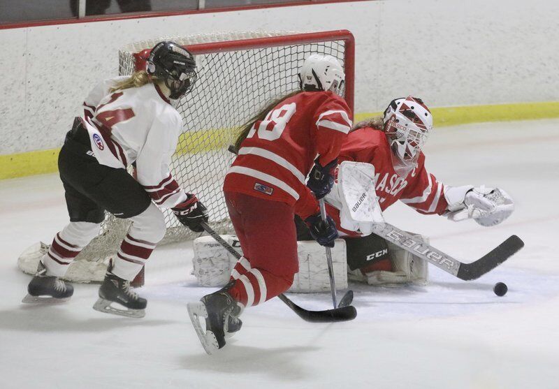 Newburyport girls hockey beats former Masconomet teammates in inaugural ...