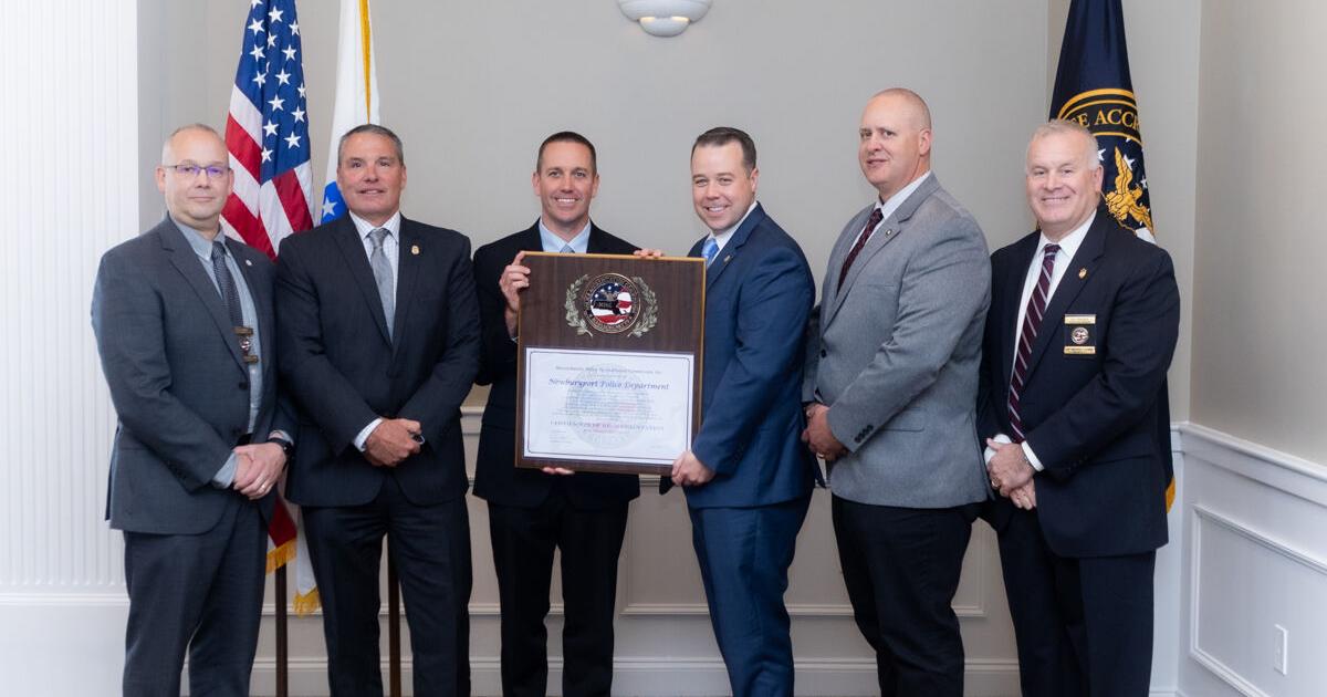 Newburyport PD receives reaccreditation award - Vimarsana News