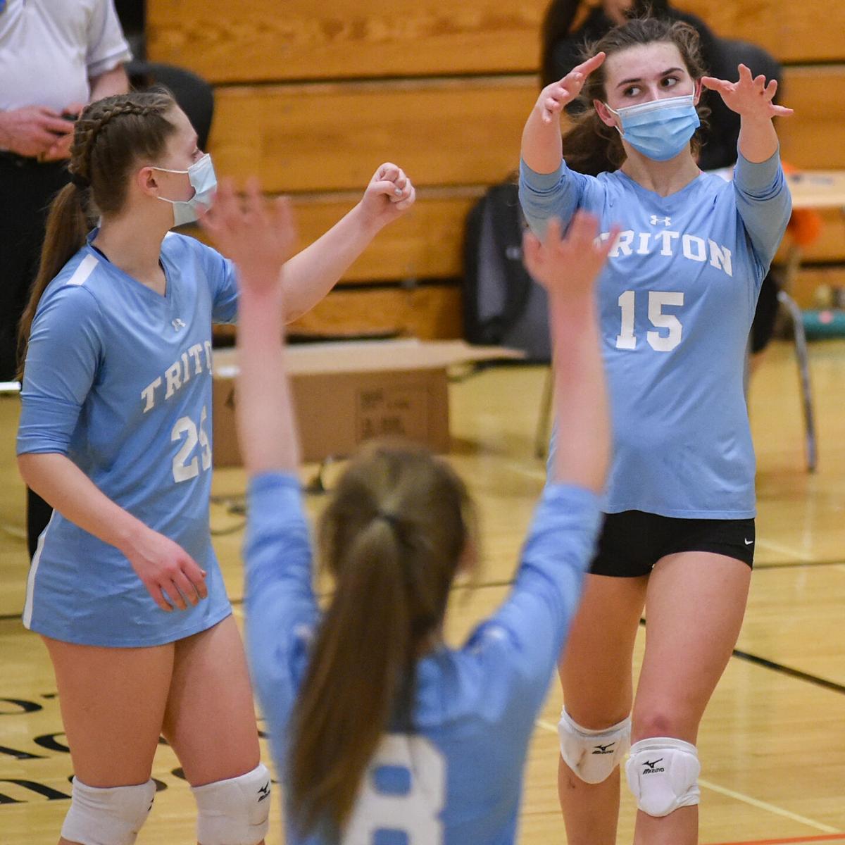 Triton at Ipswich varsity volleyball match
