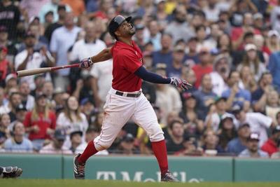 Big Papi hits 400th career HR in Red Sox uniform