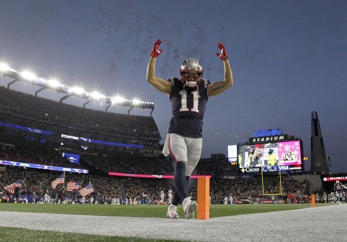 Why Julian Edelman isn't a fan of Sunday night road games