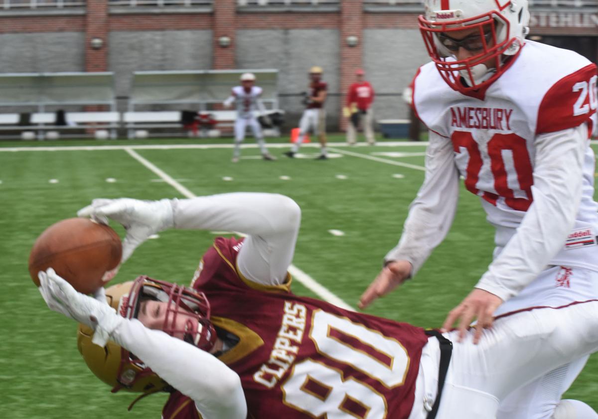 191128_NT_BEA_football_5.jpg
