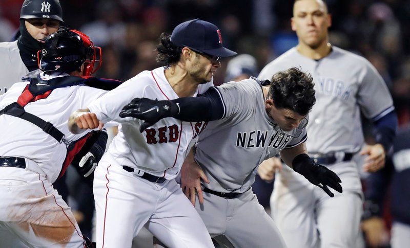 Yankees' Aaron Judge trolls Red Sox fans on way out of Fenway