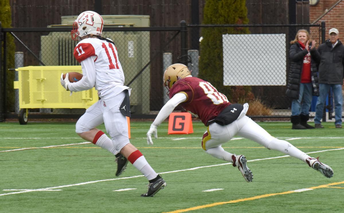 191128_NT_BEA_football_6.jpg