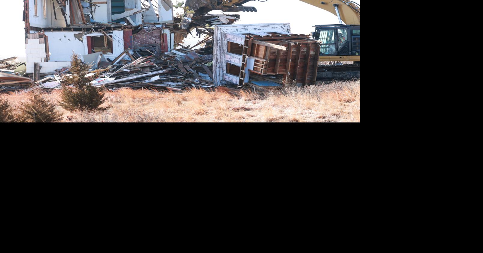 Pink House comes down as devastated supporters watch | Local News ...