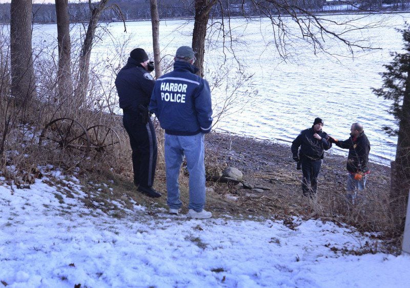 Man's body found by river in Amesbury | Local News | newburyportnews.com