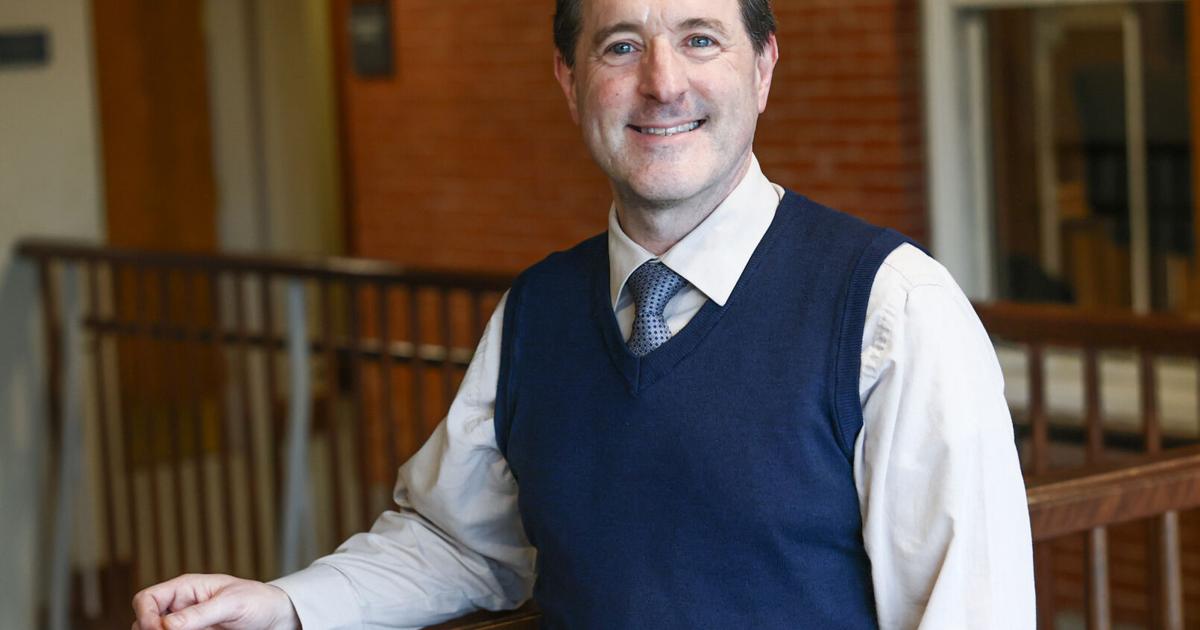 Bourque gets his bearings leading library | Local News ...