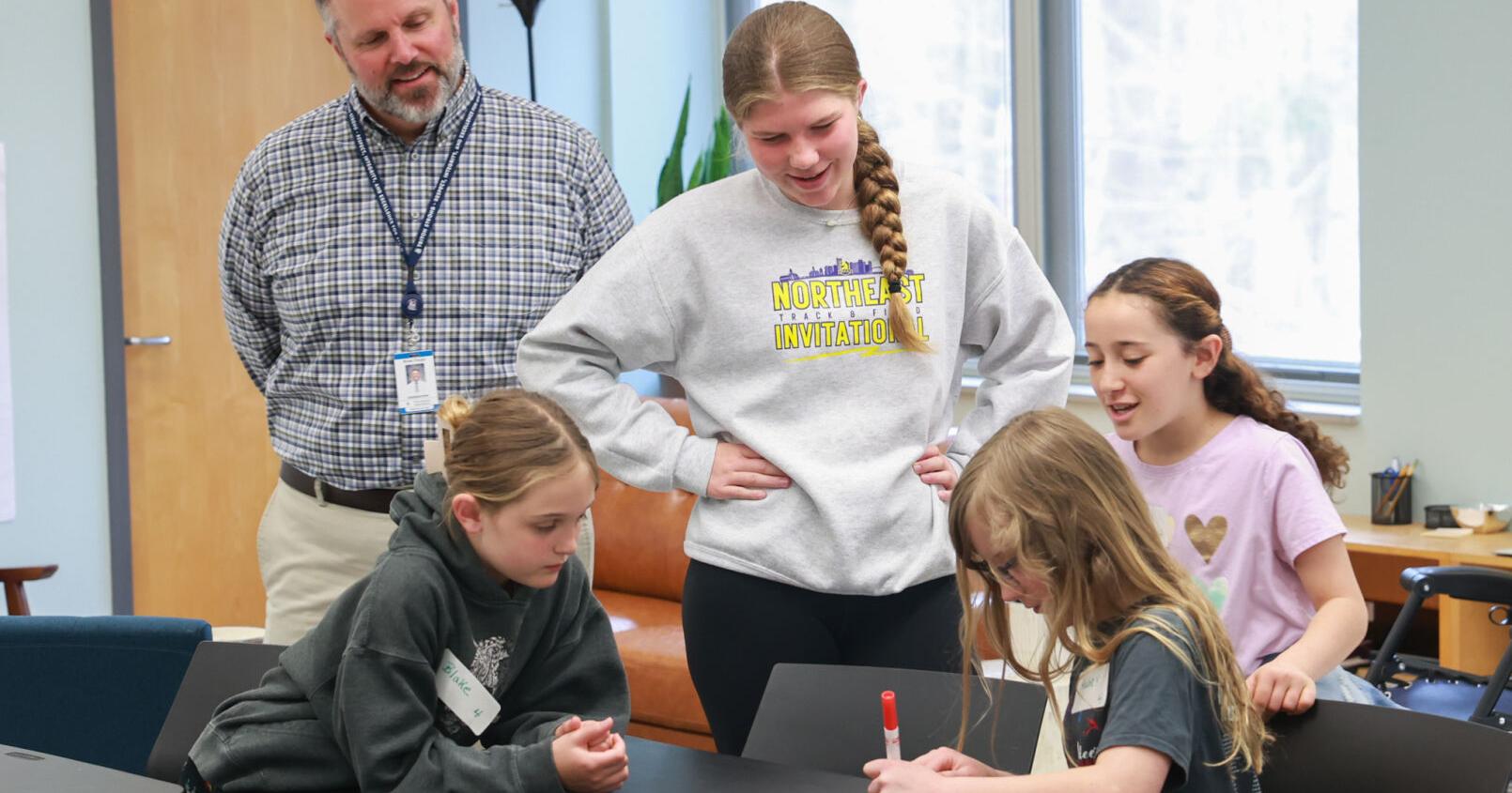 Students learning from students - Vimarsana News