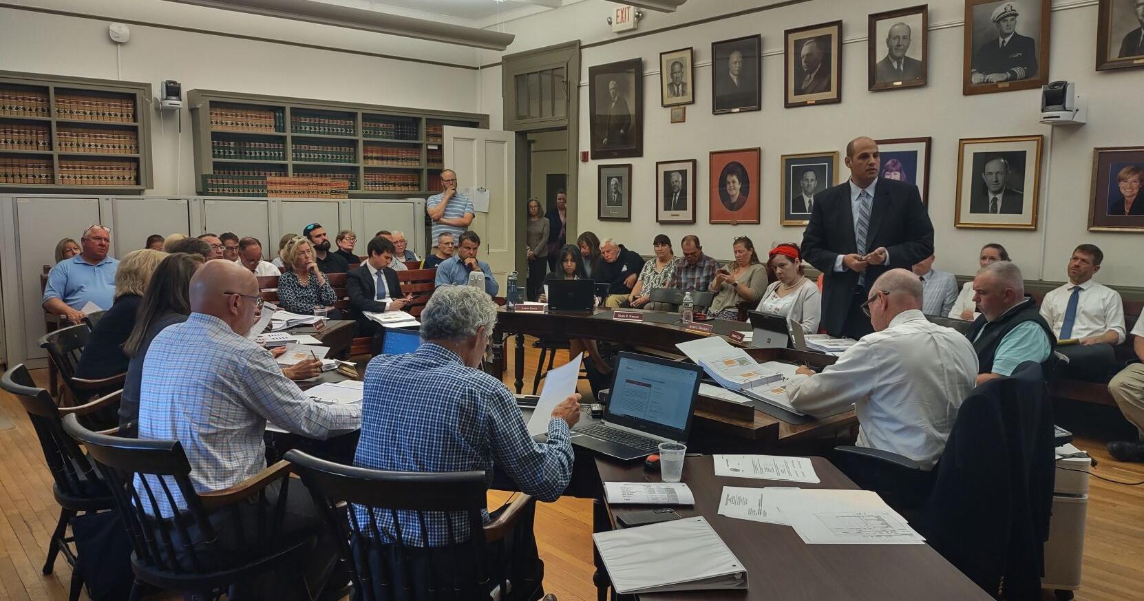 Newburyport council OKs $82.7M budget - Vimarsana News