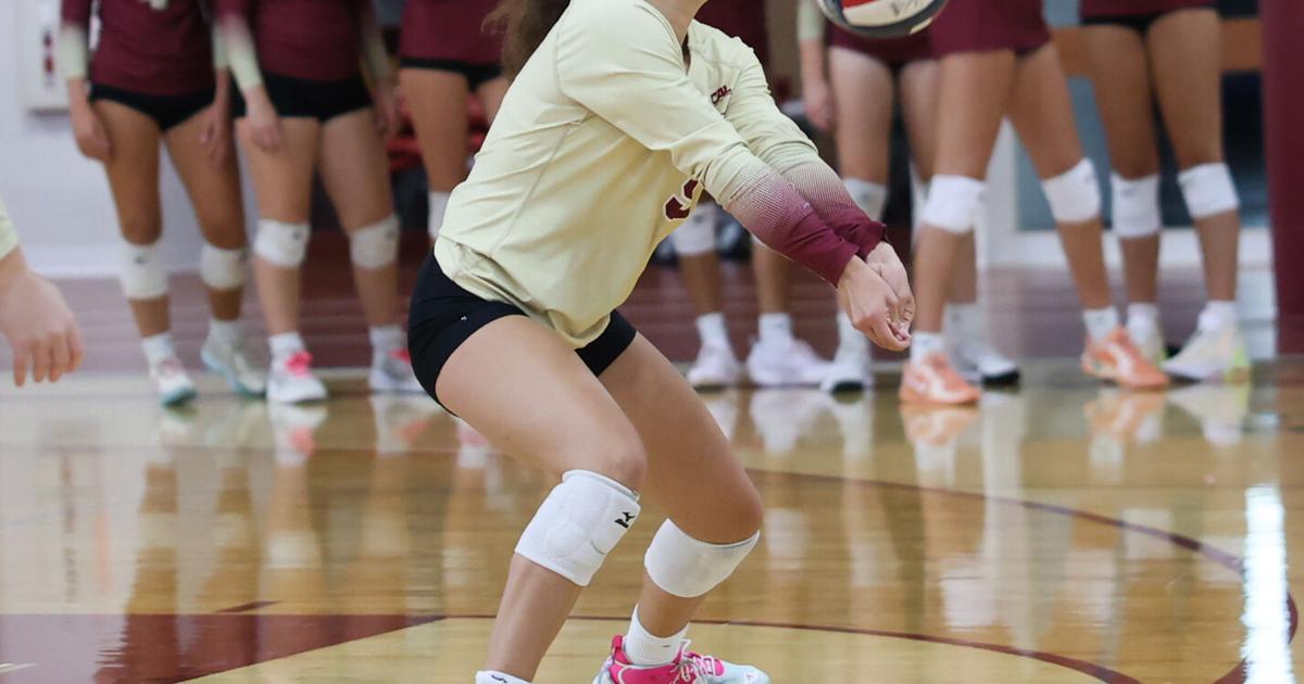 Tilly Hutton Local Roundup: Newburyport volleyball and field hockey keep rolling ...