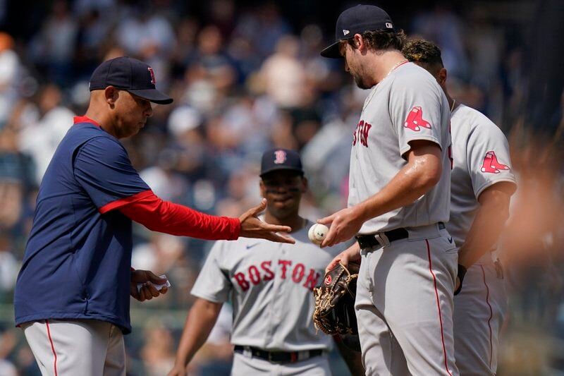 Ex-Yankees reliever Adam Ottavino continues to struggle in Red Sox bullpen  