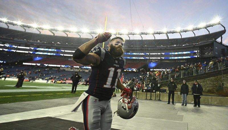 Report: Julian Edelman Has Broken Arm 