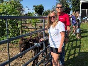 Mount Olive celebrates 4-H Fair opening at Highview Farms news image
