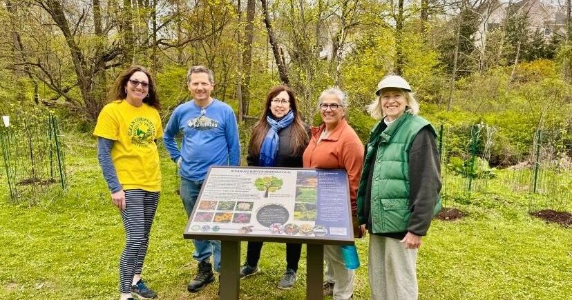 New sign at Best Lake to educate Watchung residents on riparian buffer restoration - Vimarsana News