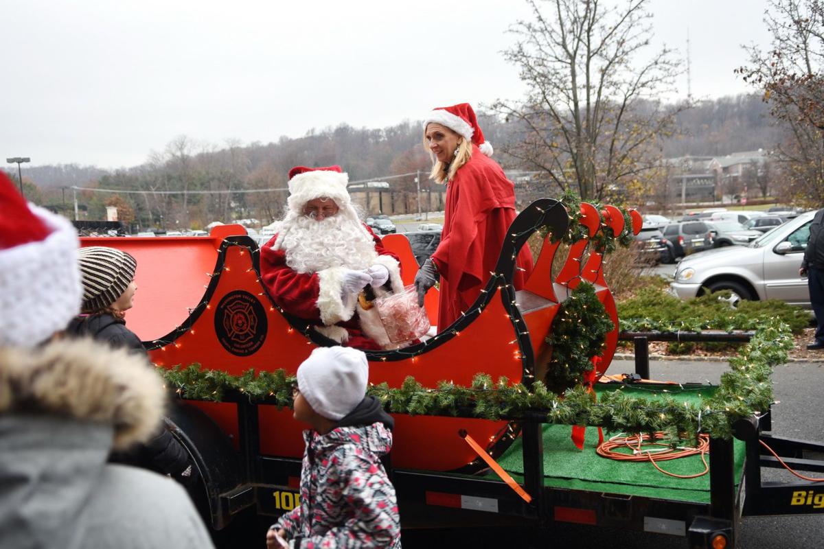 Holiday Walk Christmas Tree Lighting Dec 8 In Warren Echoes Sentinel News Newjerseyhills Com