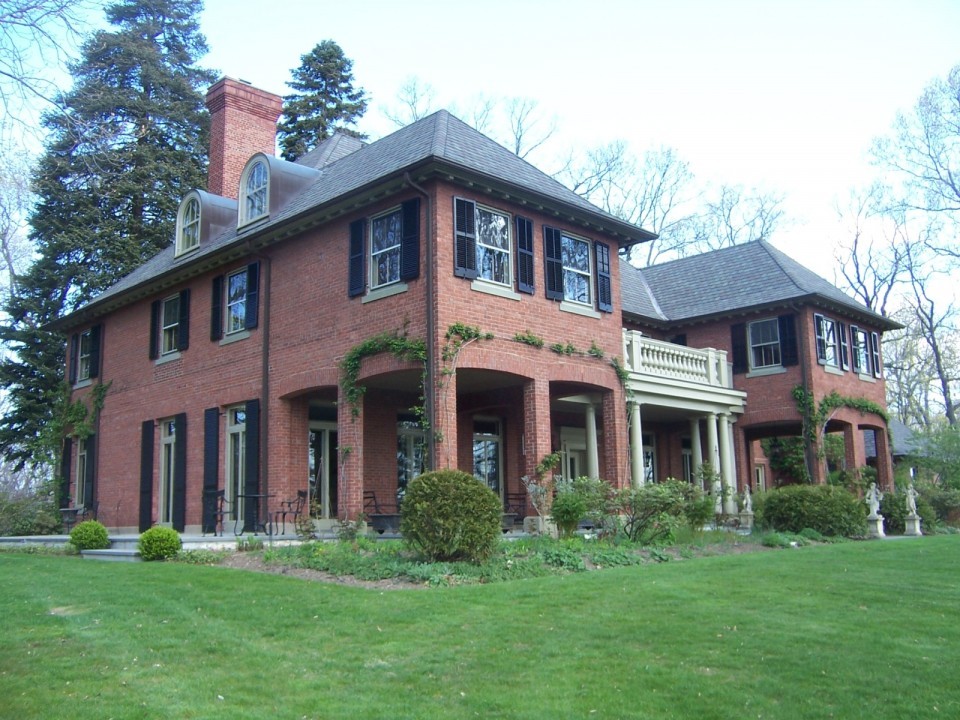 Big band leader among owners of historic home in Bernardsville