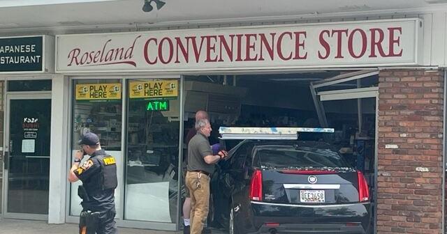 Driver crashes into Roseland Convenience Store | News | newjerseyhills.com