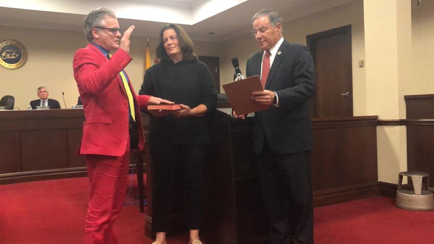 (VIDEOS) Rae sworn in as mayor, Piserchia as deputy mayor in Long Hill ...