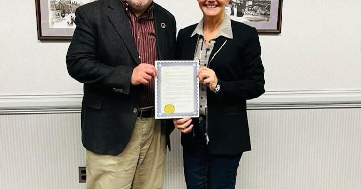Clinton Town intros budget with lower tax rate - Vimarsana News