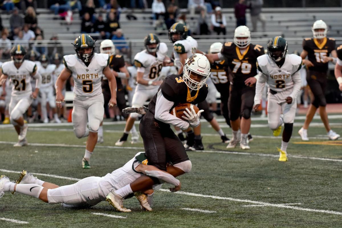 Warrior Football Defeats Elizabeth For First Time Echoes