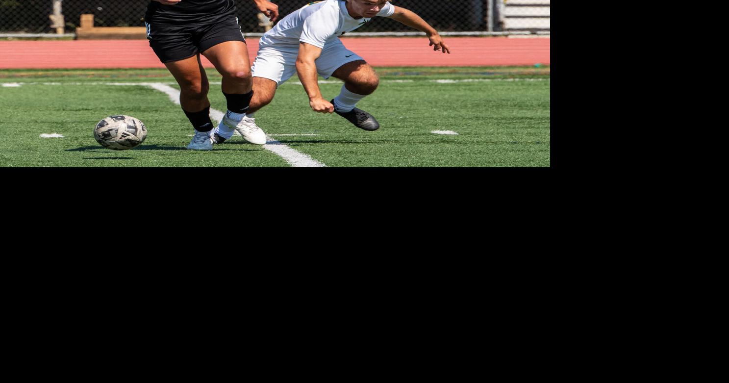 Ridge boys soccer hope to take next step with new coach