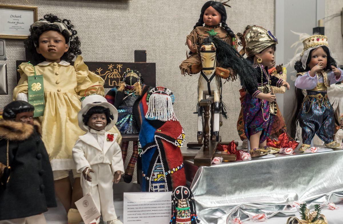 Clinton Woman Holds World History In Her Doll Collection Hunterdon Review News Newjerseyhills Com