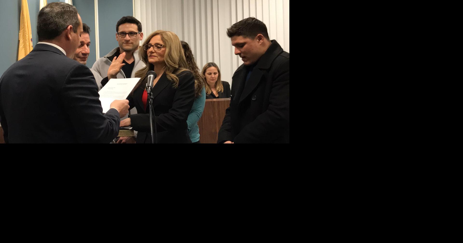 (VIDEO) Jean Perrotti joins Roseland council; noconfidence vote in
