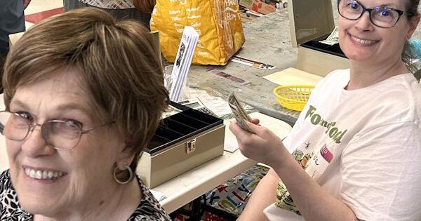 HAPPENINGS IN THE HILLS: AAUW Used Book Sale is a Book-Lover's Heaven
