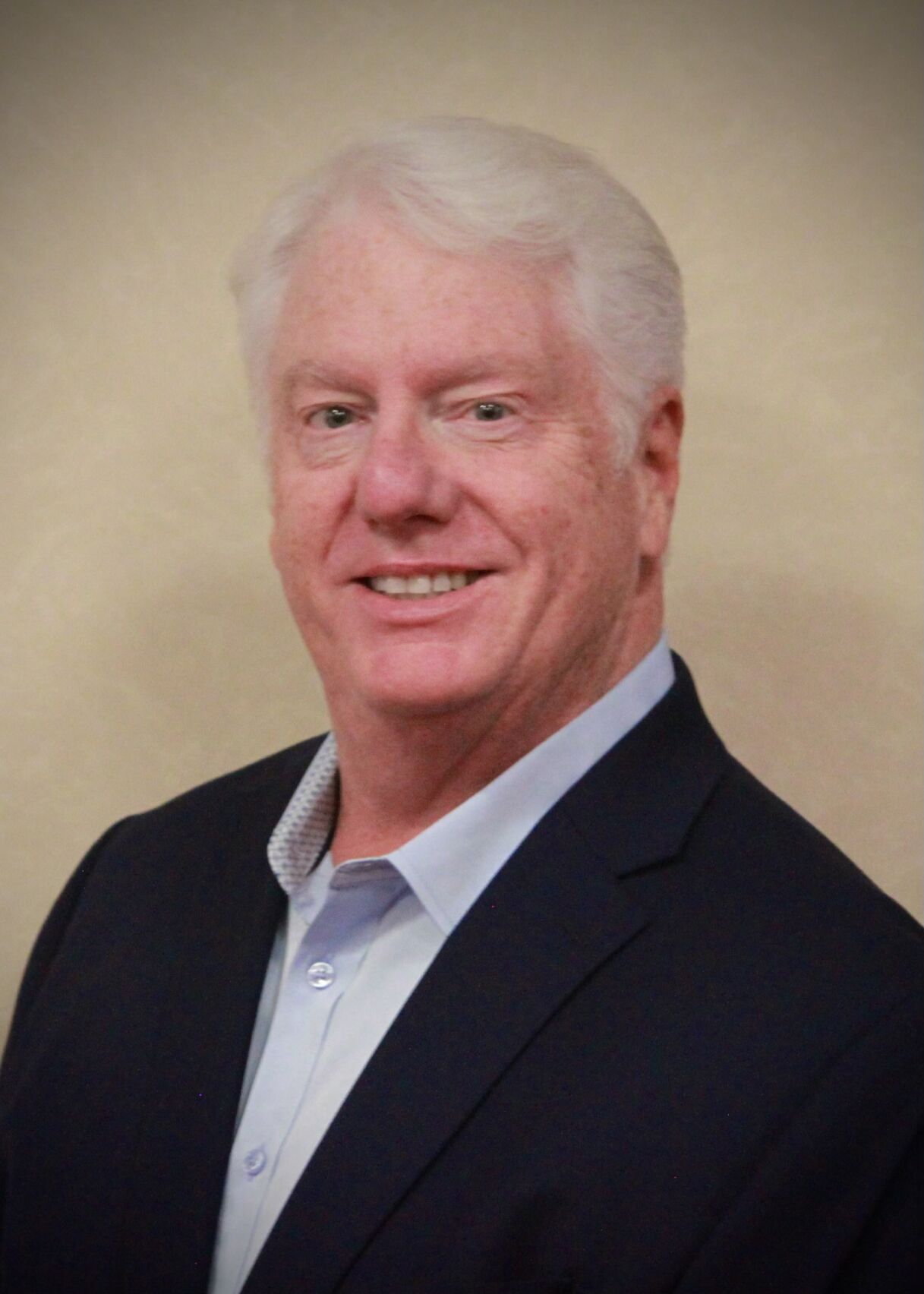 Page A1 EchoesSentinel Long Hill