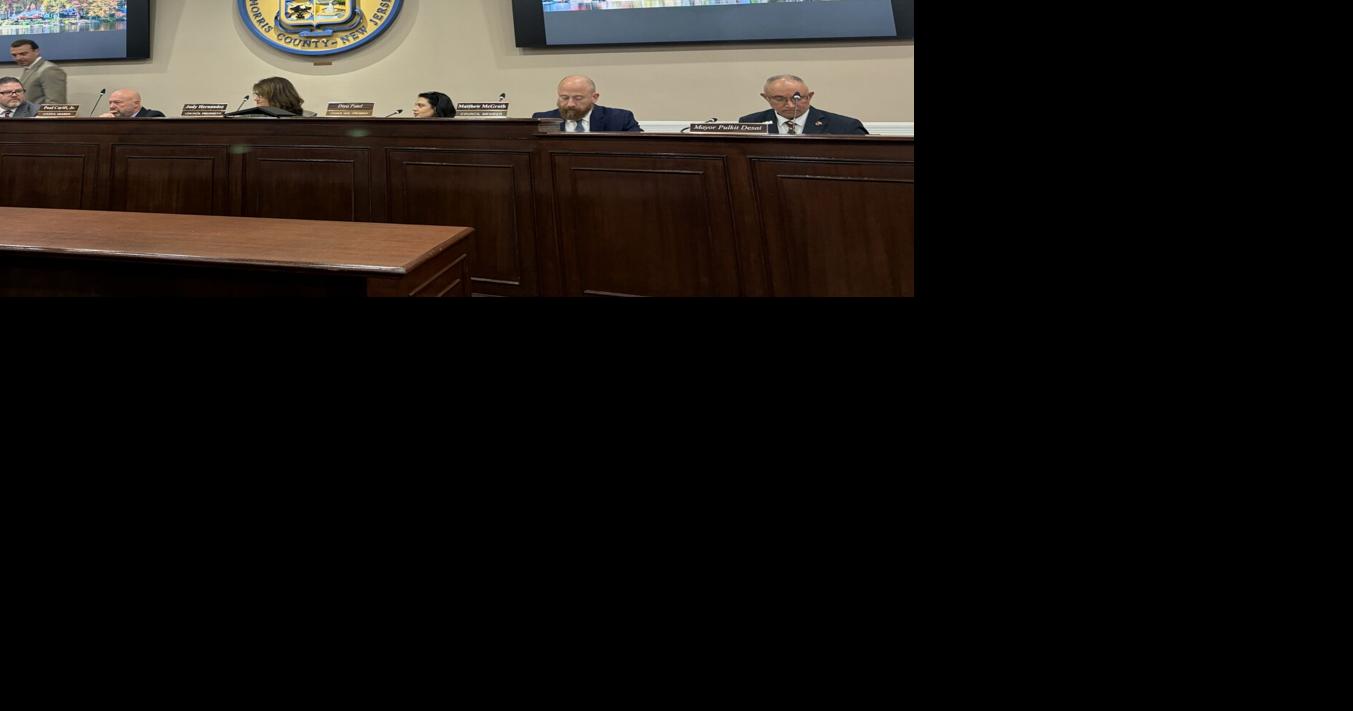 Parsippany moves to prohibit data centers over 10 MW, sparking debate over smaller facilities