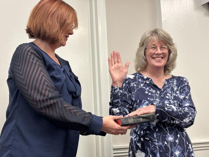 Flag raised in honor of 250th anniversary, library board member sworn ...