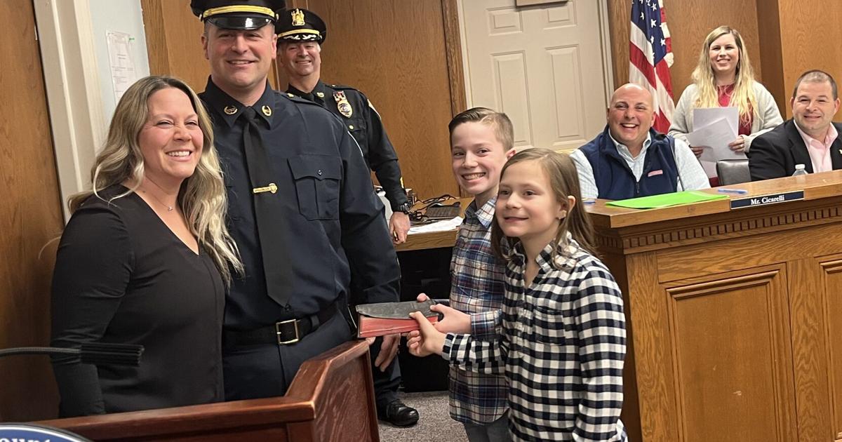 Packed house celebrates Florham Park police promotions, new hire | News ...