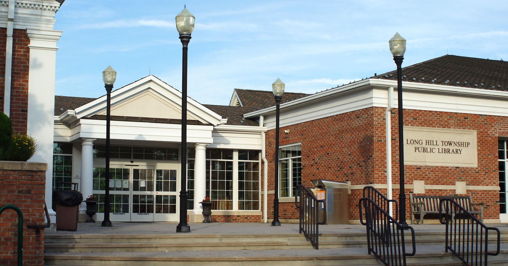 Long Hill Library card holders offered museum passes - Vimarsana News
