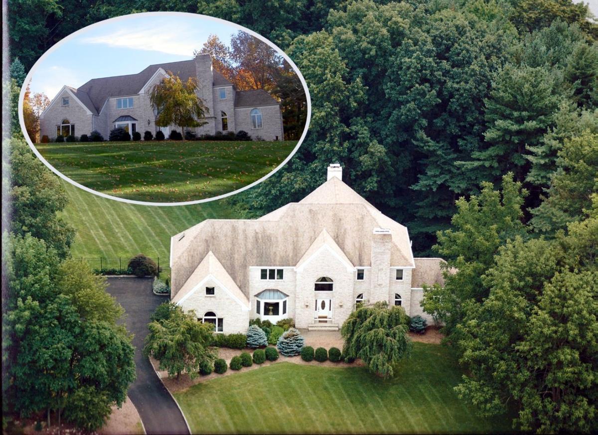 Luxurious Lake View Colonial In Hook Mountain Offered